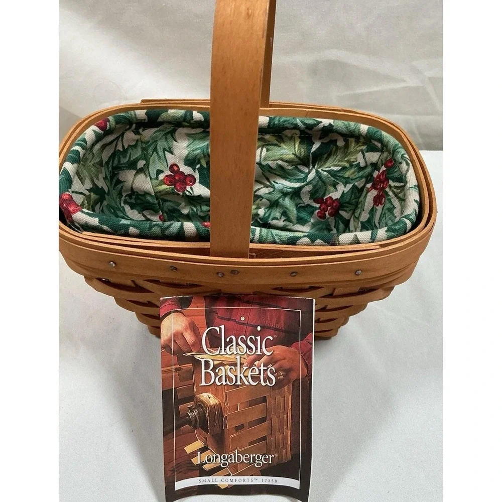 Pair Longaberger 2002 Christmas Baskets American Holly Linens Liners Signed
